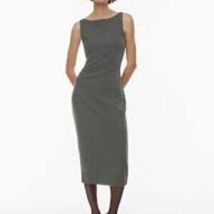 ISO Aritzia Babaton Doorway Dress xs or small
